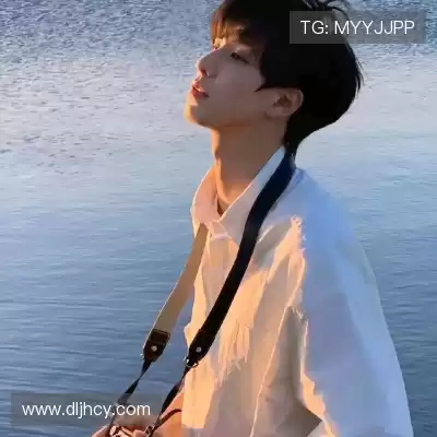 劳真杨